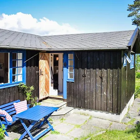 Ferienhaus Gorgeous In Reksteren With Kitchen