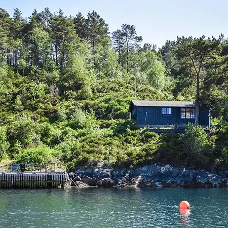 3 Bedroom Lovely In Reksteren Nyaraló *