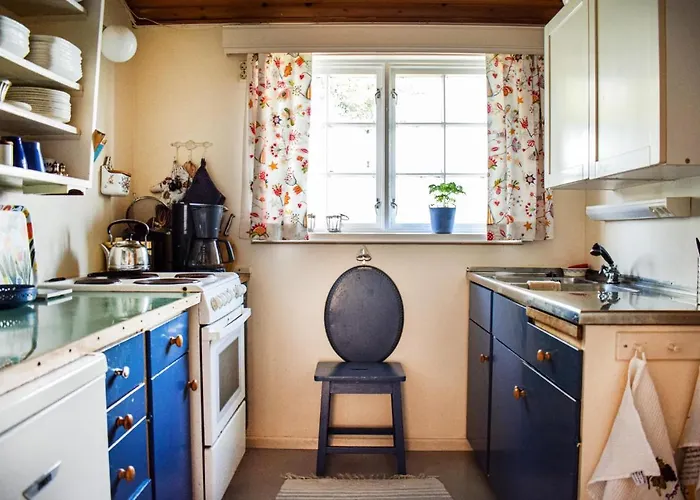 Casa de Férias Gorgeous In Reksteren With Kitchen Klinkholmen