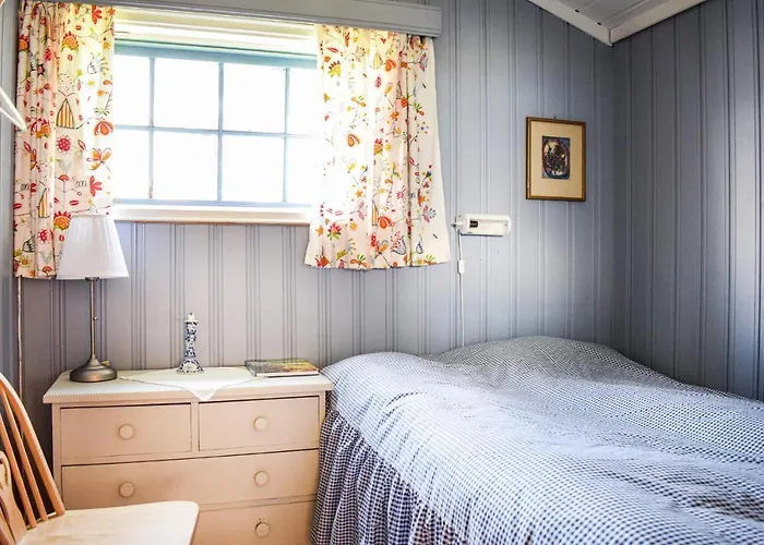 Casa de Férias Gorgeous In Reksteren With Kitchen