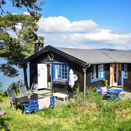 Feriehus Gorgeous In Reksteren With Kitchen Klinkholmen