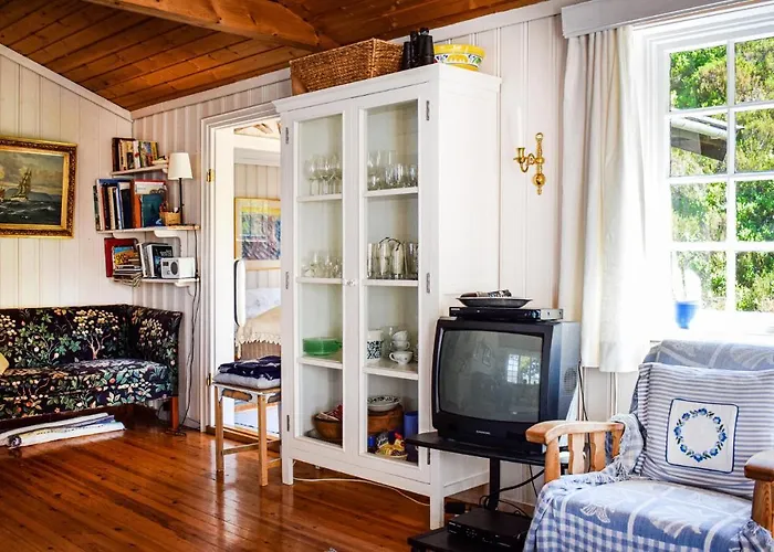 Gorgeous In Reksteren With Kitchen Klinkholmen